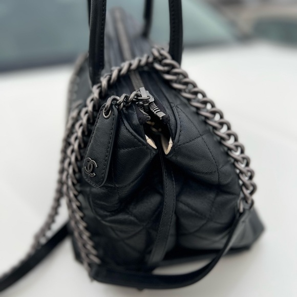 🔥CHANEL CHAIN  luxury shoulder camera Bag🔥 - Picture 14 of 16
